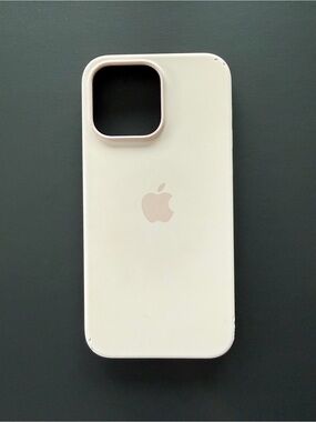 Apple iPhone 15 pro max Silicone MagSafe Case